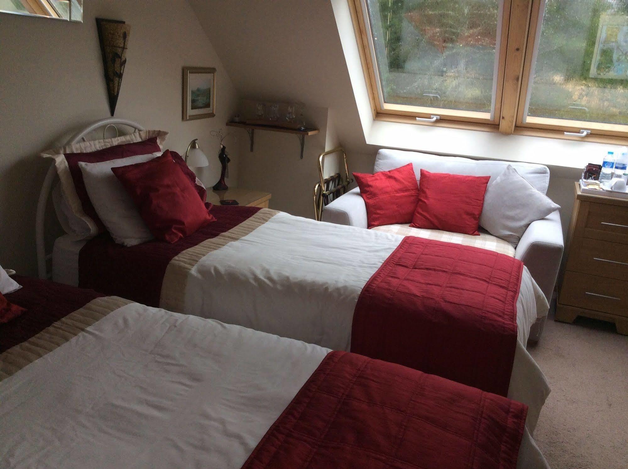 Castleview Bed & Breakfast Dufftown Bagian luar foto
